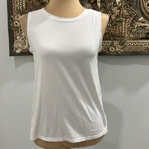 Athleta Girl White Tank Twist Back Cut‎ Out Athletic Top. Size XL (14)